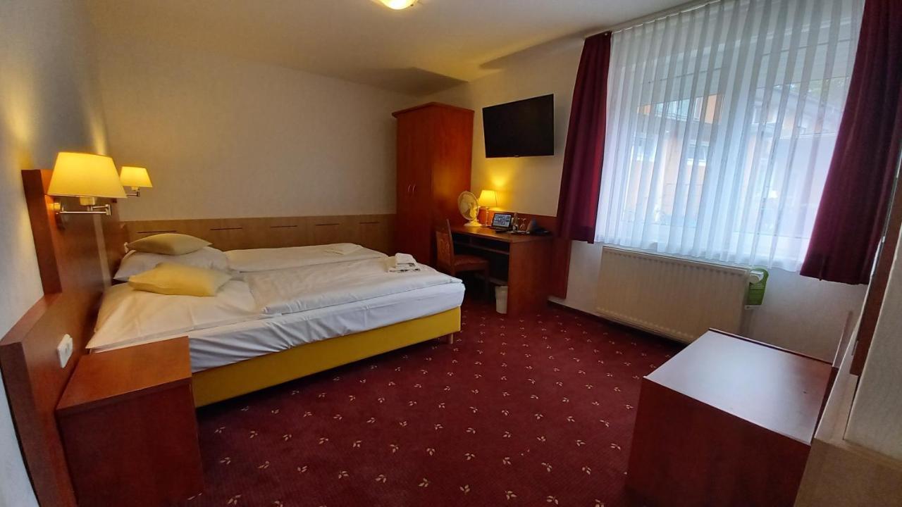 Kraeuterhotel & Restaurant Heidejaeger Mulmshorn Zewnętrze zdjęcie
