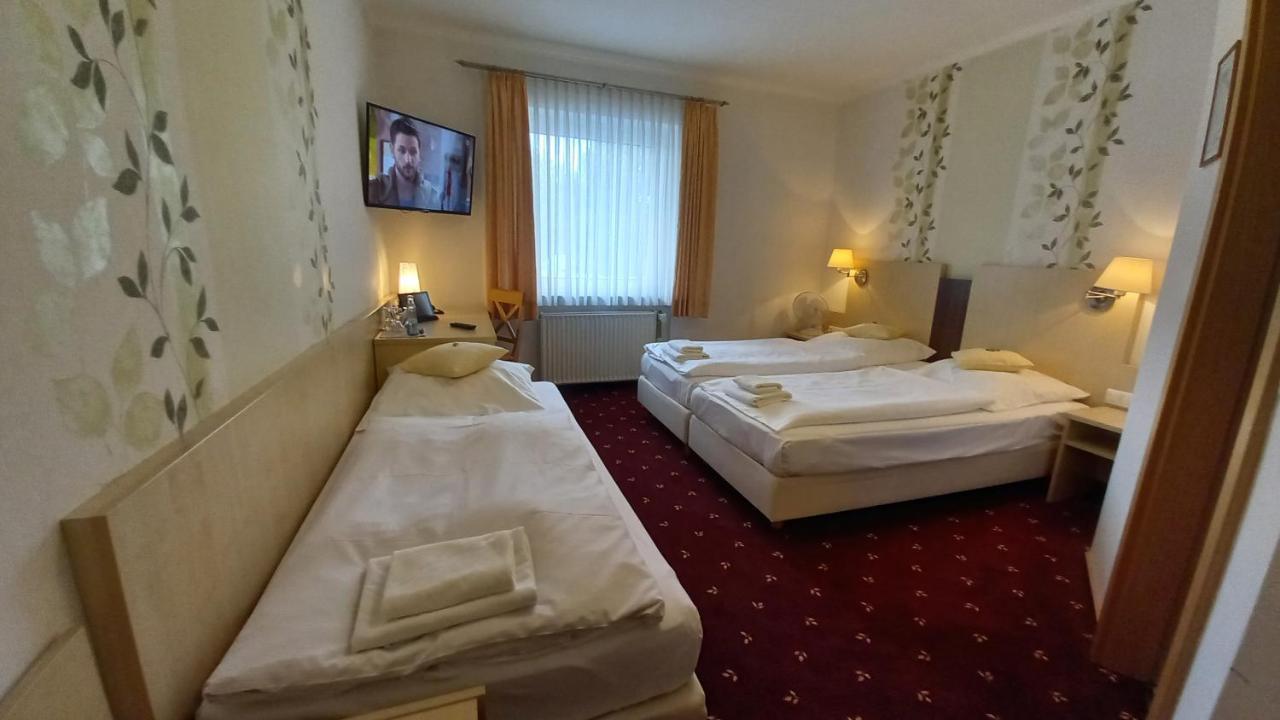 Kraeuterhotel & Restaurant Heidejaeger Mulmshorn Zewnętrze zdjęcie