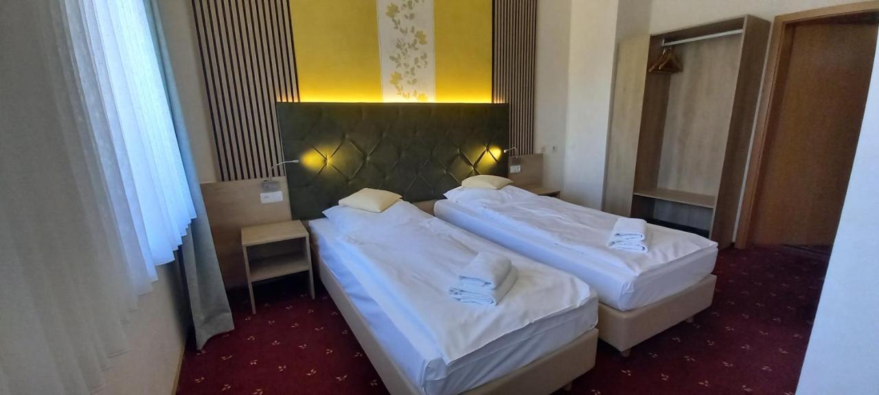 Kraeuterhotel & Restaurant Heidejaeger Mulmshorn Zewnętrze zdjęcie