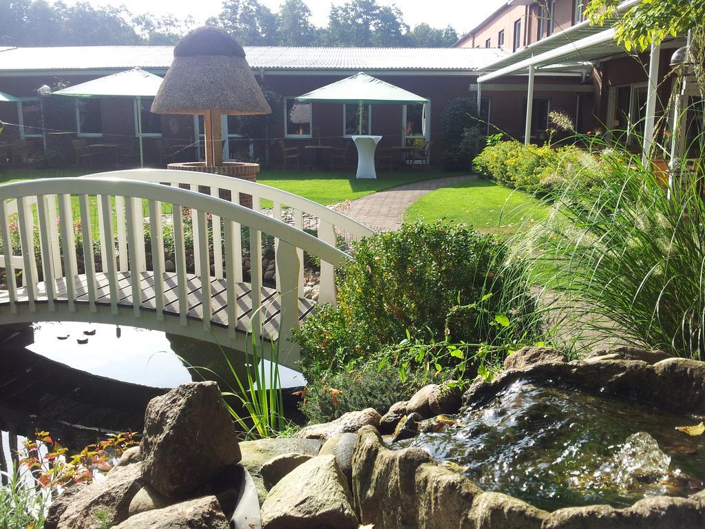 Kraeuterhotel & Restaurant Heidejaeger Mulmshorn Zewnętrze zdjęcie