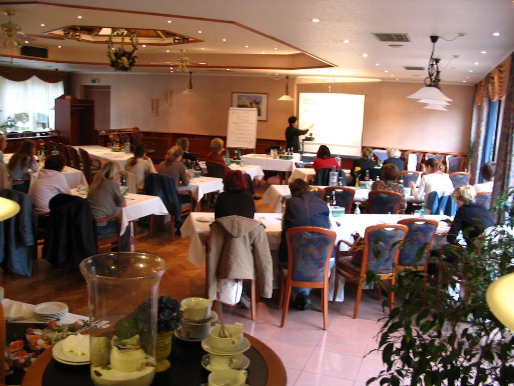 Kraeuterhotel & Restaurant Heidejaeger Mulmshorn Zewnętrze zdjęcie