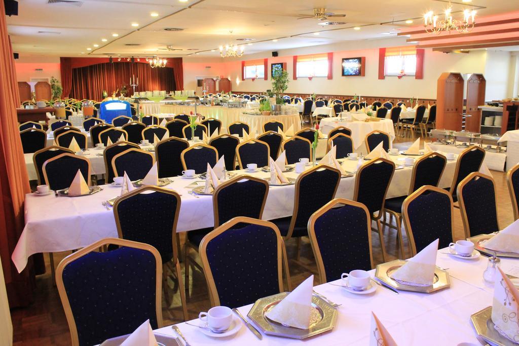 Kraeuterhotel & Restaurant Heidejaeger Mulmshorn Zewnętrze zdjęcie
