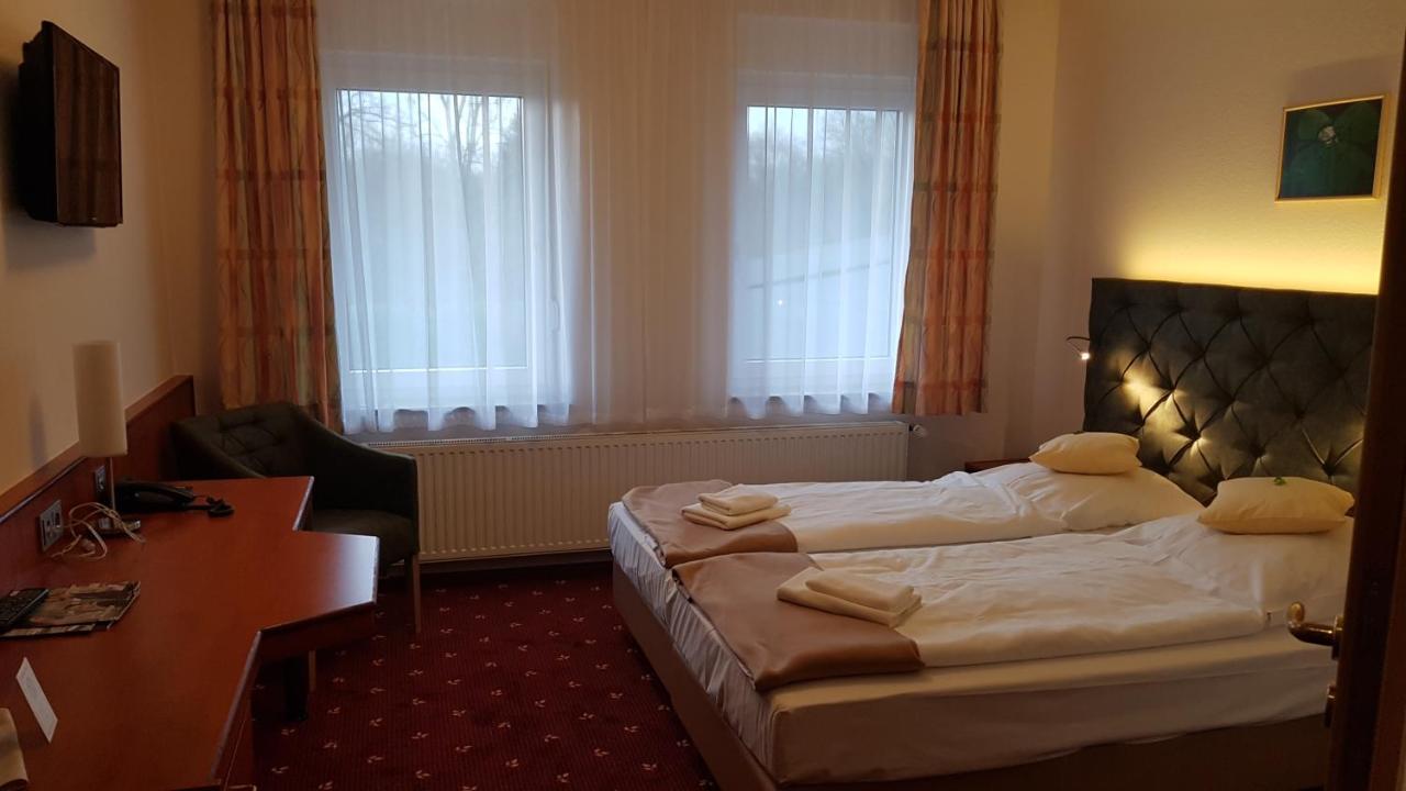 Kraeuterhotel & Restaurant Heidejaeger Mulmshorn Zewnętrze zdjęcie