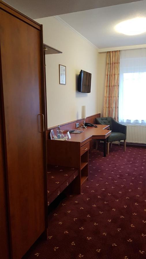 Kraeuterhotel & Restaurant Heidejaeger Mulmshorn Zewnętrze zdjęcie